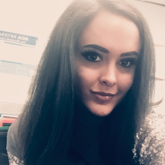 Meet your Posher, Morgan - Picture 2 of 3